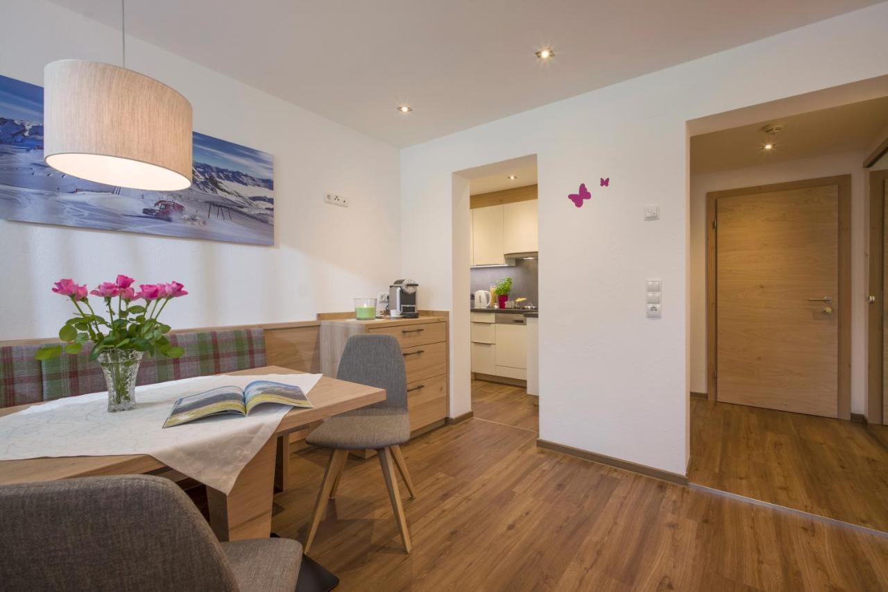 Apartments Schoene Aussicht Тукс Екстер'єр фото