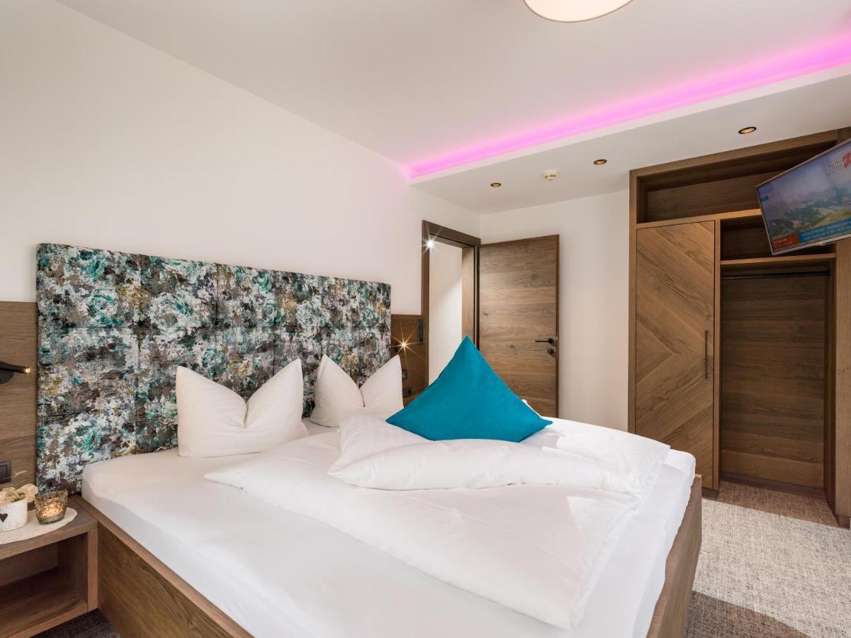 Apartments Schoene Aussicht Тукс Екстер'єр фото