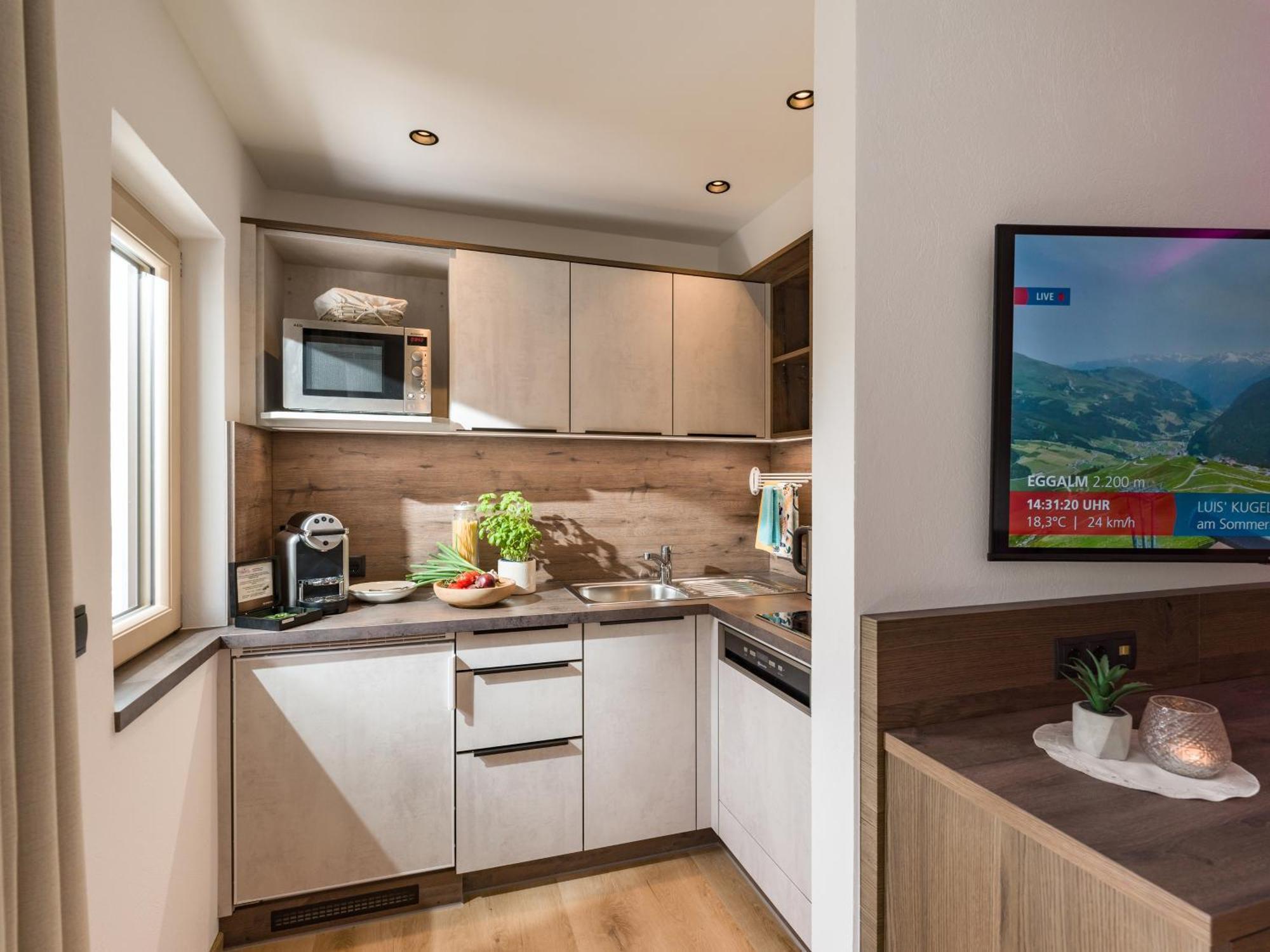 Apartments Schoene Aussicht Тукс Екстер'єр фото
