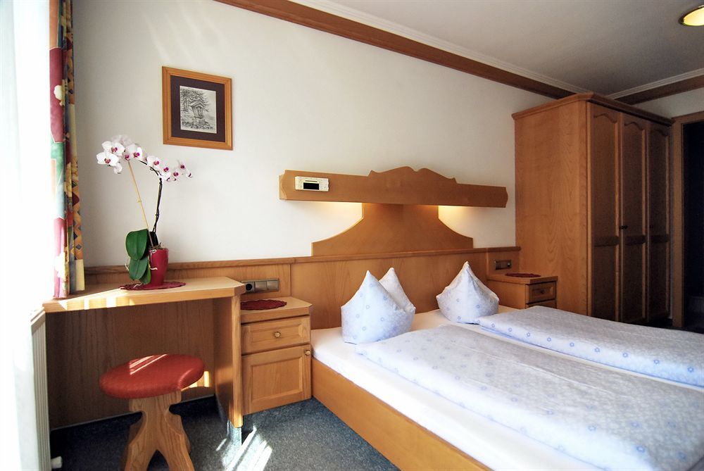Apartments Schoene Aussicht Тукс Екстер'єр фото