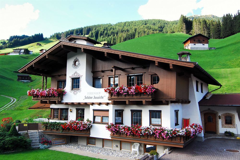 Apartments Schoene Aussicht Тукс Екстер'єр фото